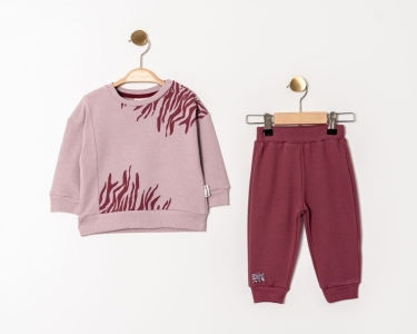 LİLA